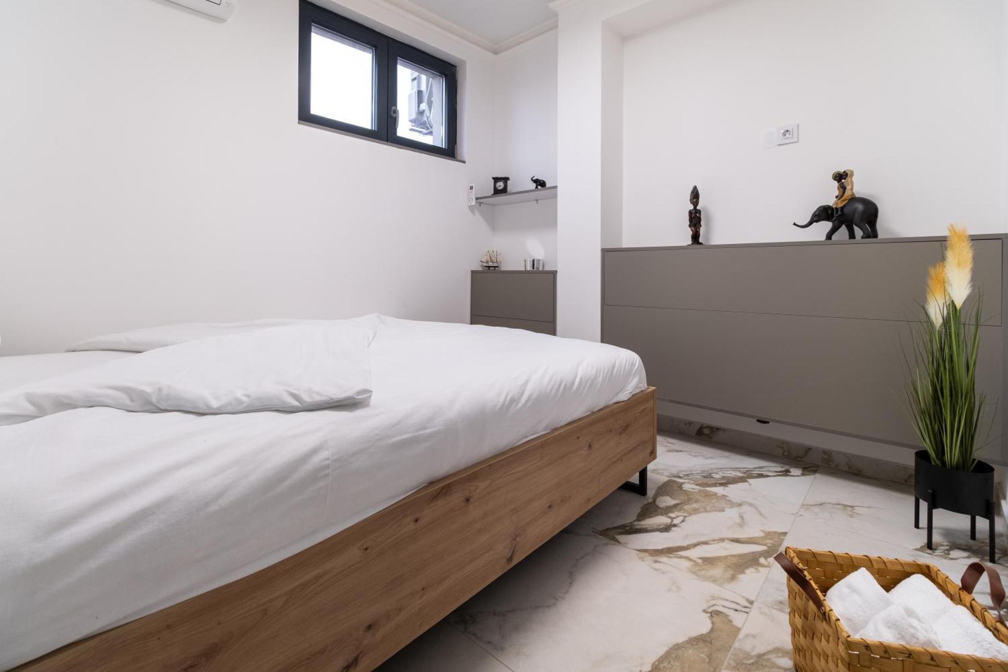 Modern 1-Bedroom Apartments Plovdiv Exteriör bild