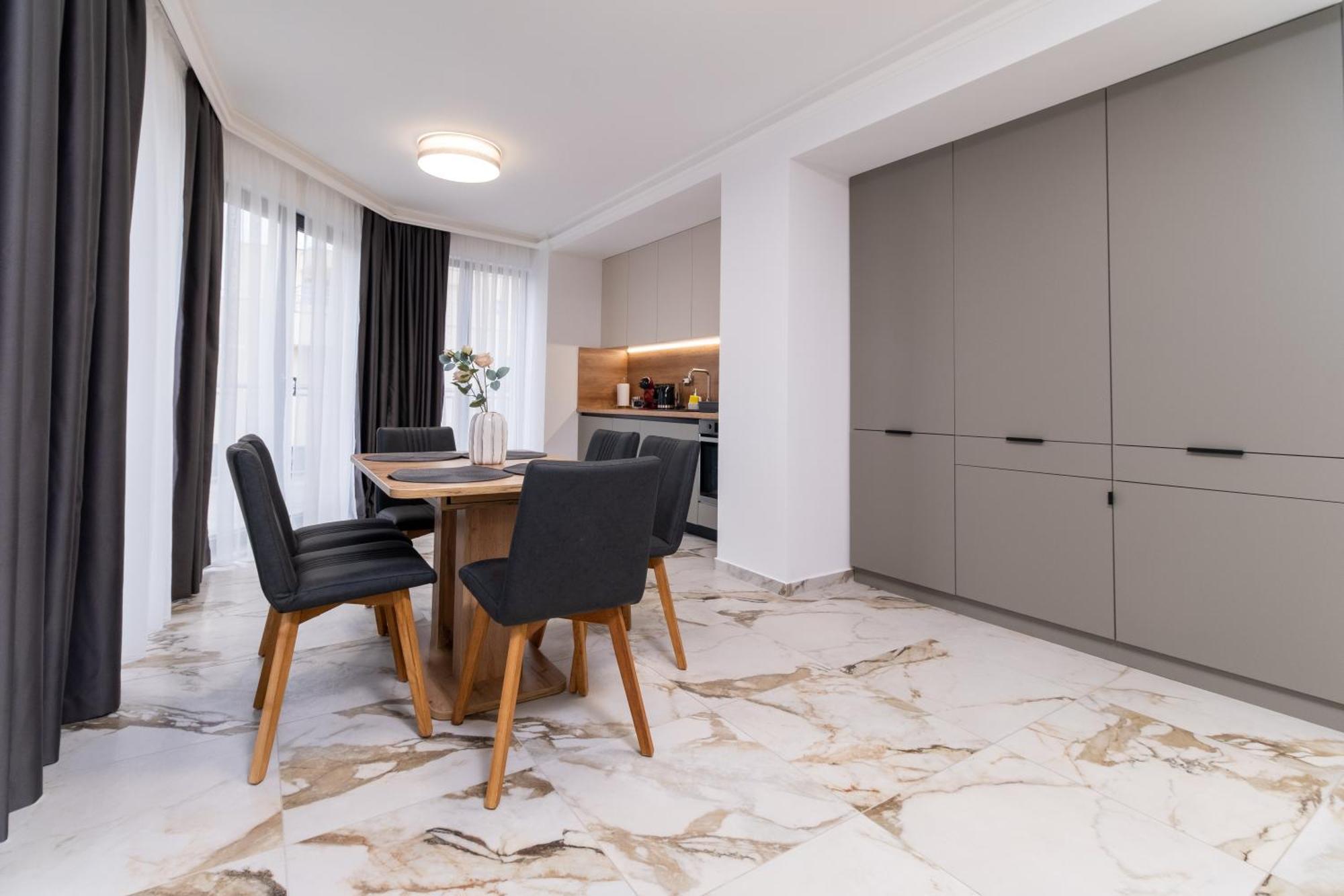 Modern 1-Bedroom Apartments Plovdiv Exteriör bild